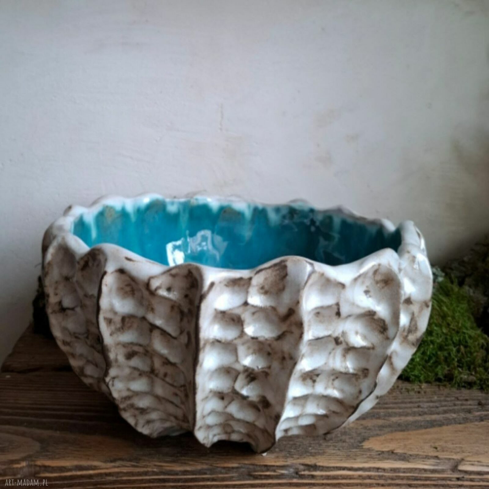 Misa ceramiczna Muszla morska - ręcznie lepiona z granatowym i turkusowym szkliwem