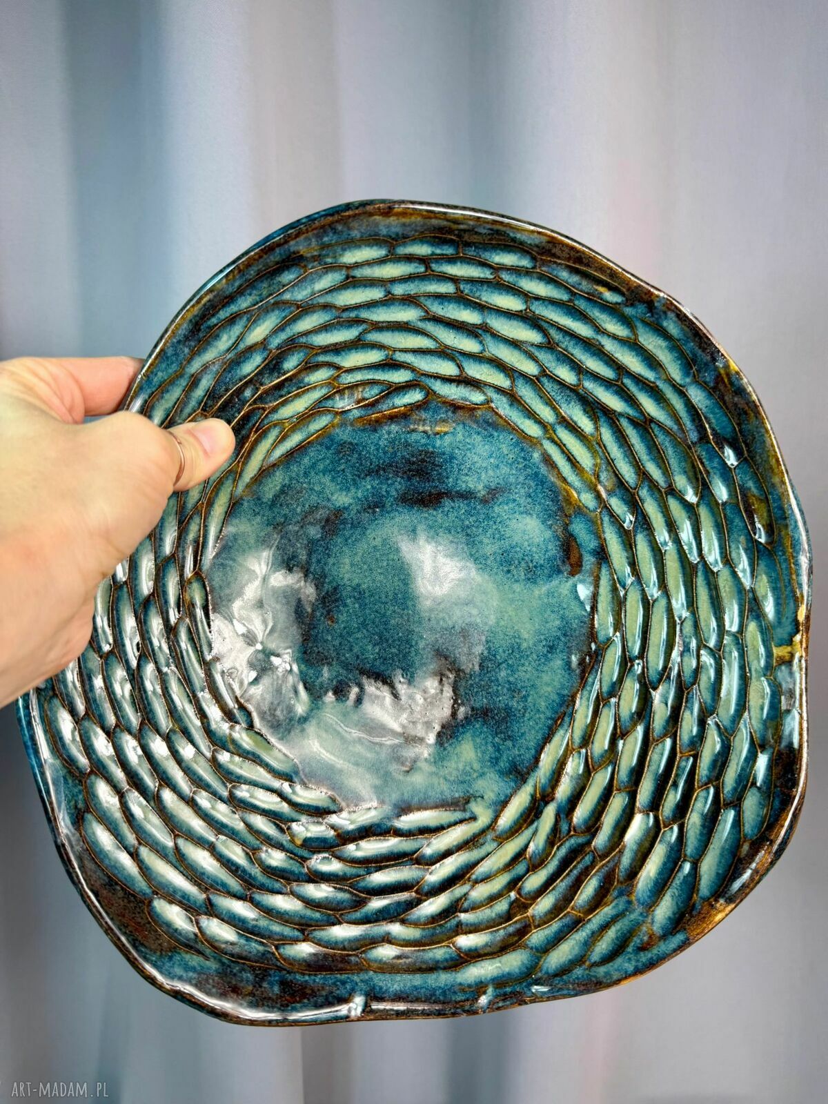 Misa ceramiczna poLEPIONE - rzeźbiona patera do serwowania (30 cm)