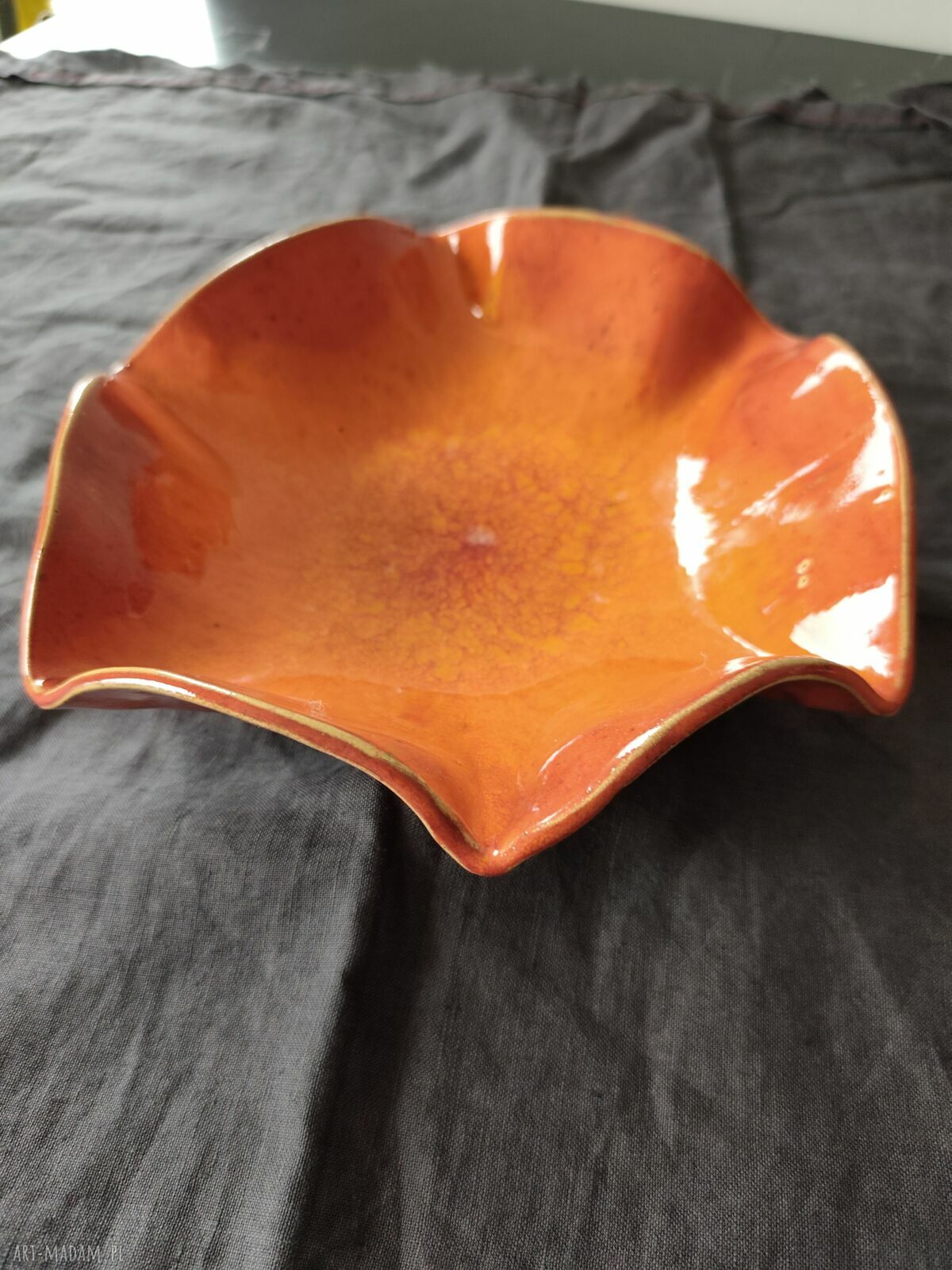 Misa ceramiczna z żabką w kolorze pomarańczowym