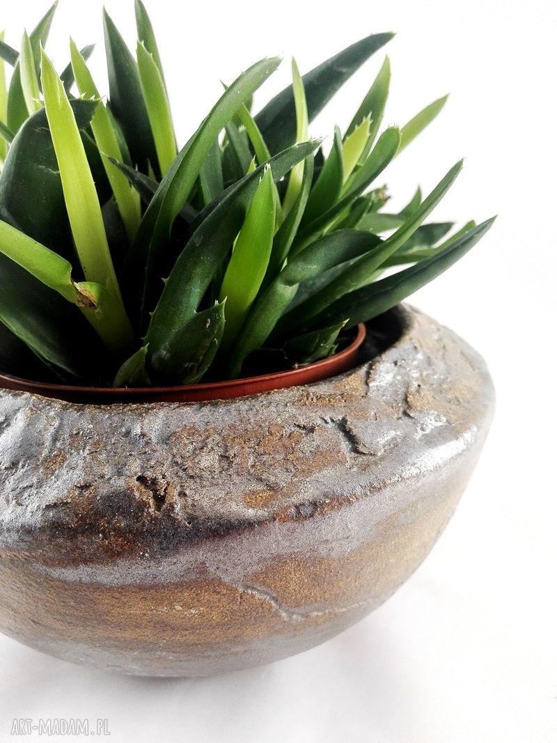 Ręcznie lepiona misa ceramiczna beż, brąz i fiolet - do kuchni i dekoracji