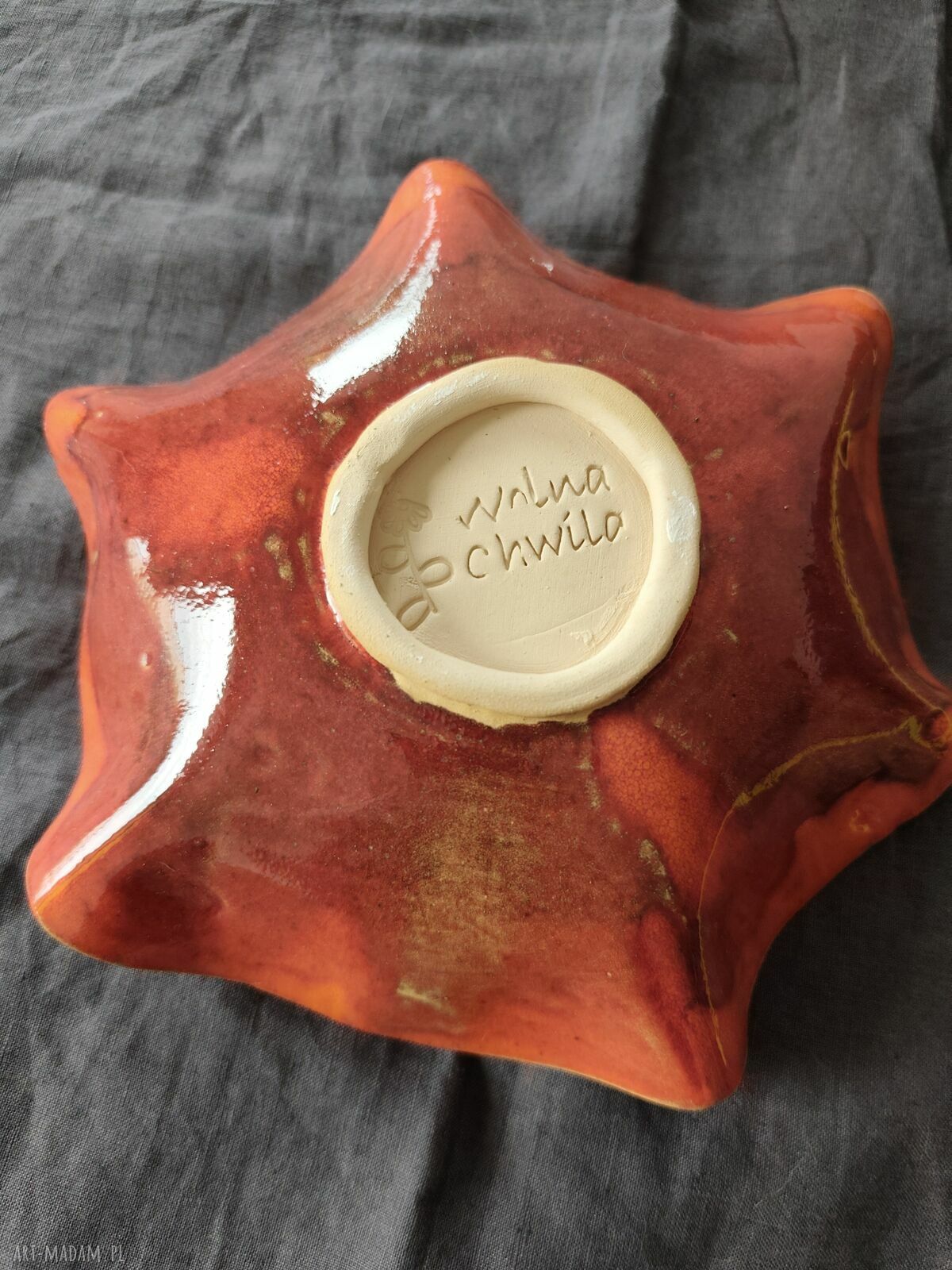 Misa ceramiczna z żabką w kolorze pomarańczowym