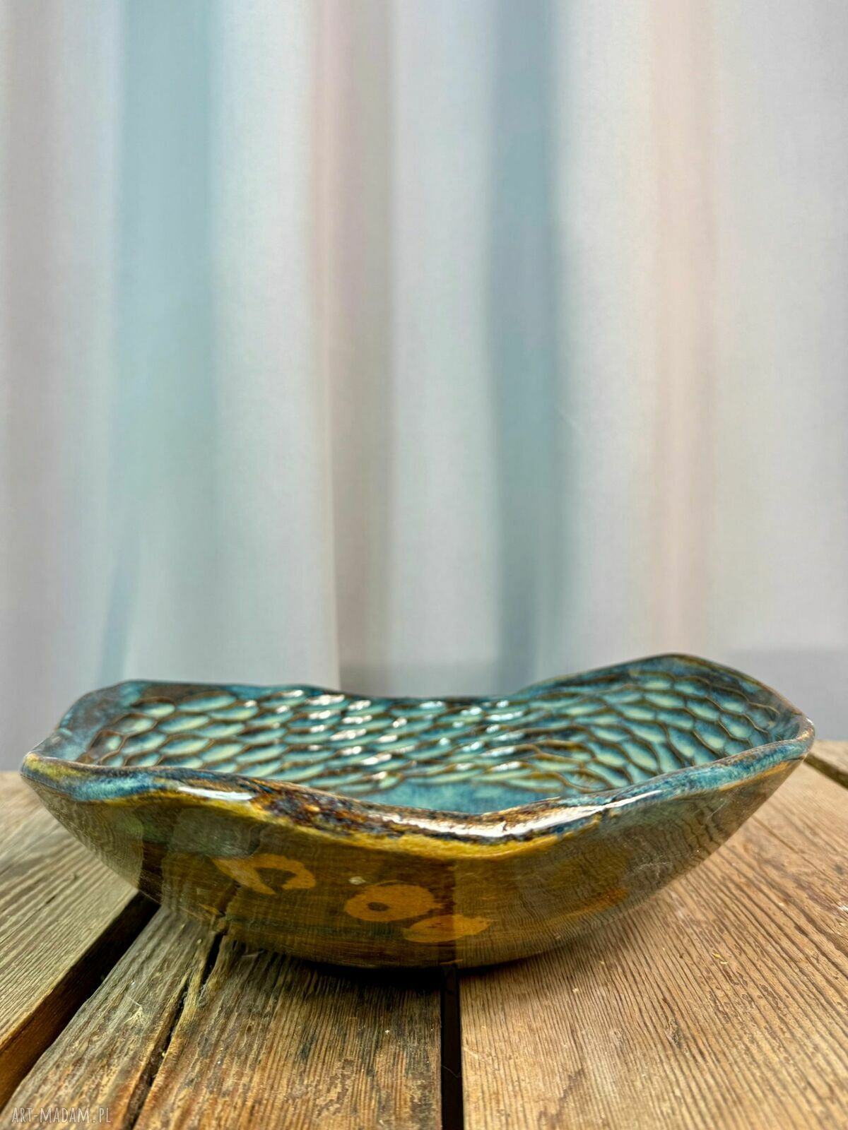 Misa ceramiczna poLEPIONE - rzeźbiona patera do serwowania (30 cm)