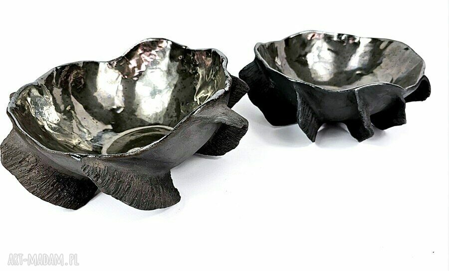 Misa ceramiczna z kolekcji Morskiej - czarna glina, efekt starego srebra i stylowy blask