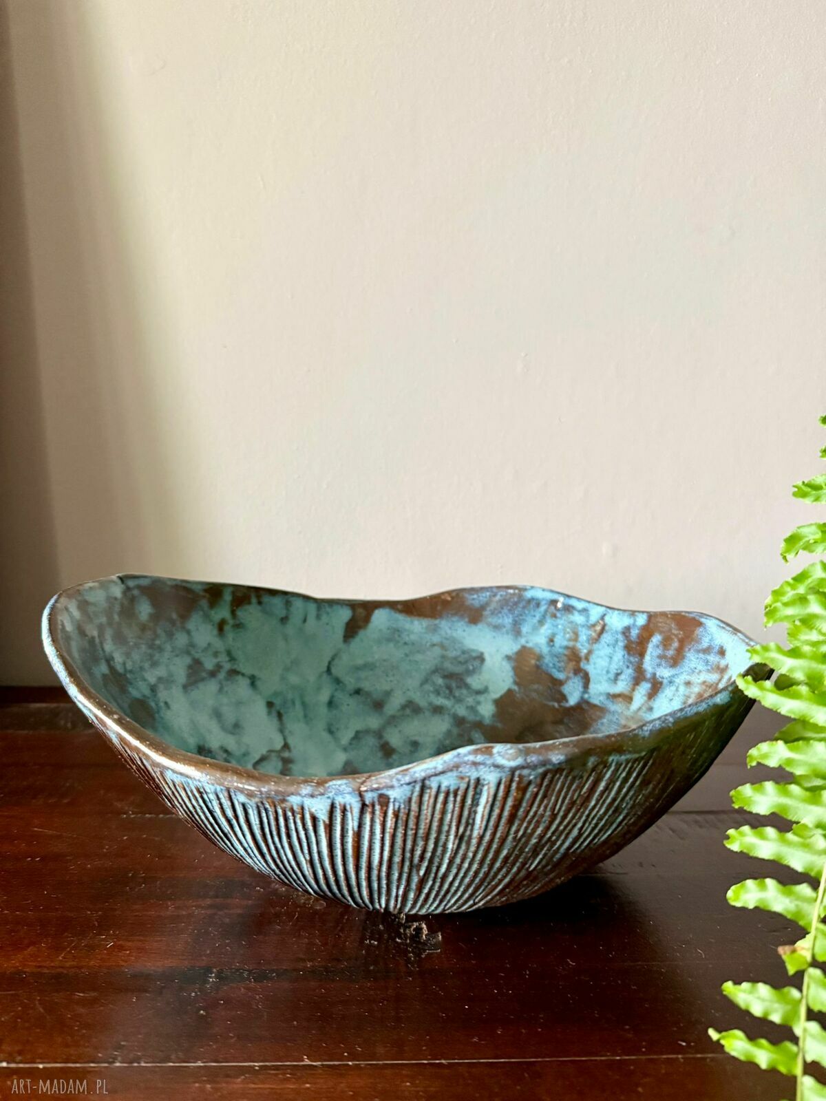 Misa ceramiczna Deep Lines - ręcznie robiona miska na owoce, sałatki i dekoracje