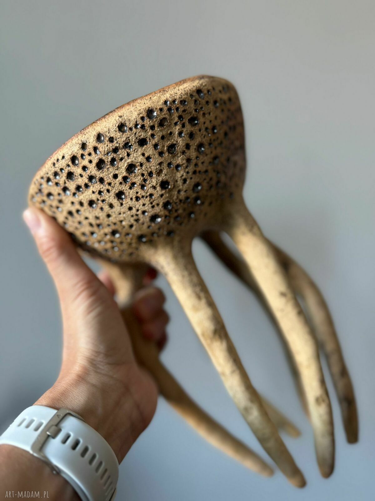 Misa ceramiczna z kolekcji „Morskie opowieści” - mała rzeźba do Twojego wnętrza