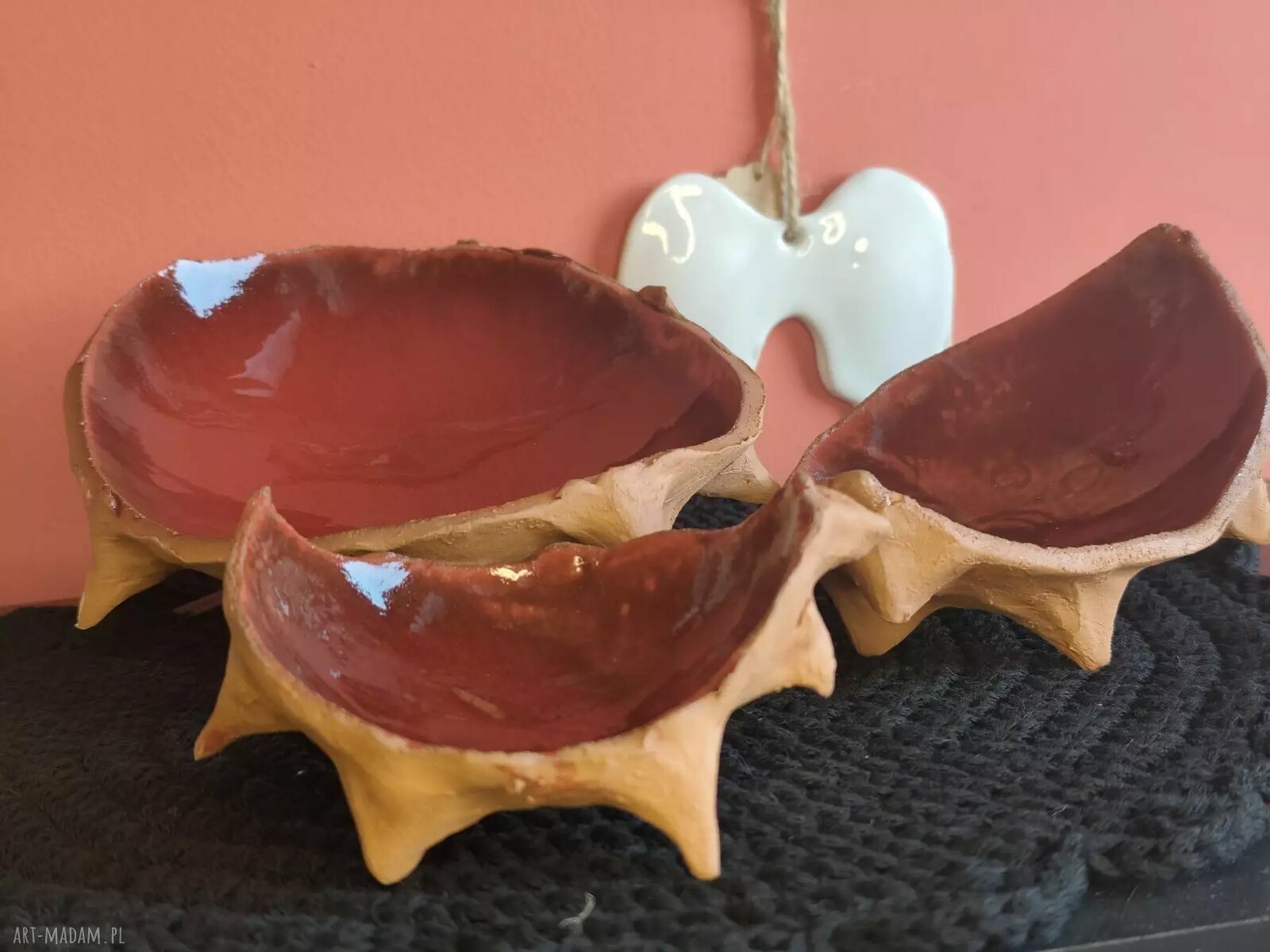 Miseczka ceramiczna w kształcie kasztana - czerwień wiśni