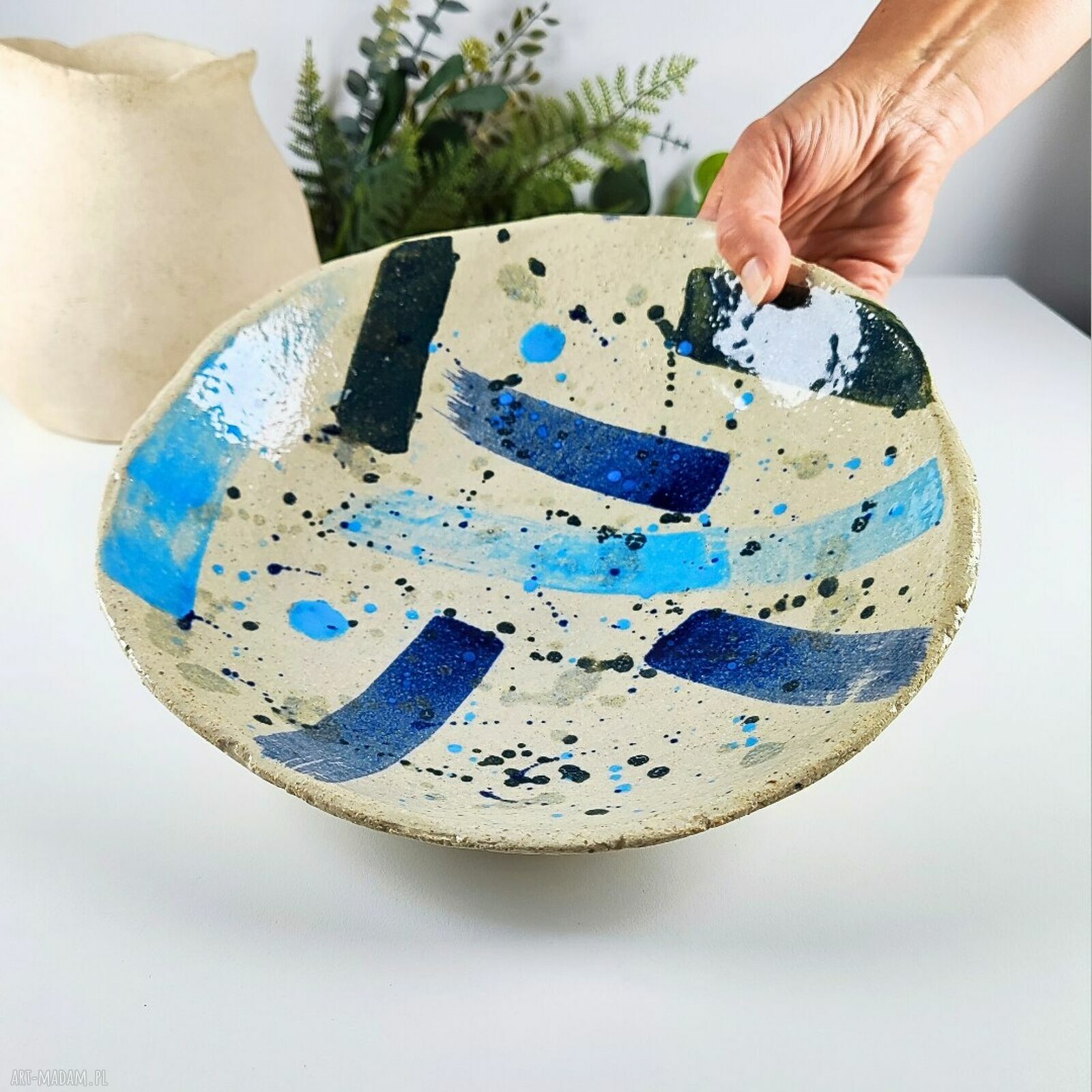 Miska ceramiczna na owoce - ręcznie lepiona z jasnej gliny szamotowej