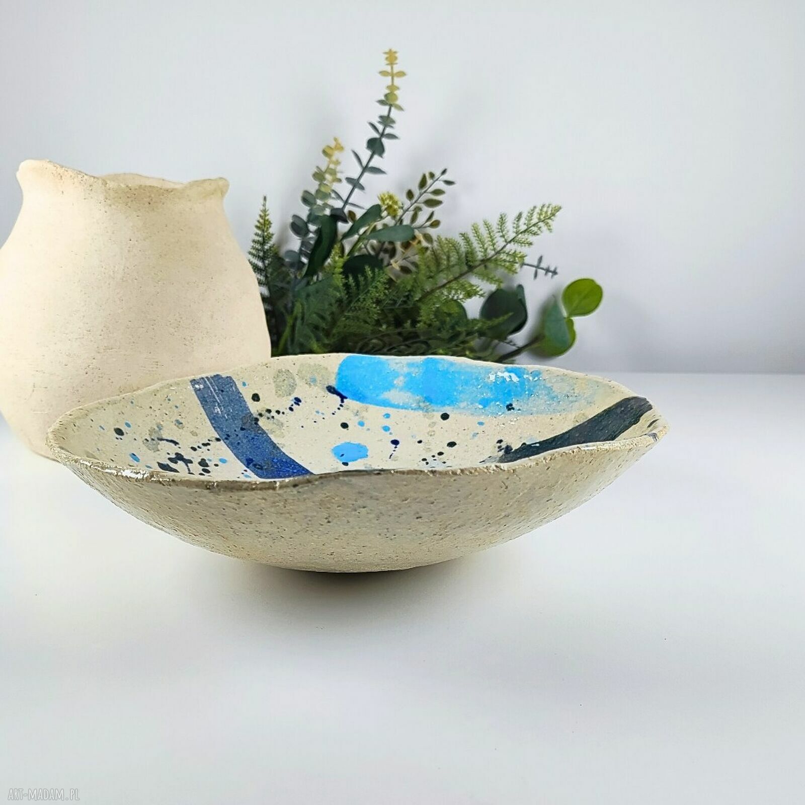Miska ceramiczna na owoce - ręcznie lepiona z jasnej gliny szamotowej