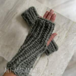 mitenki chunky sage green handmade