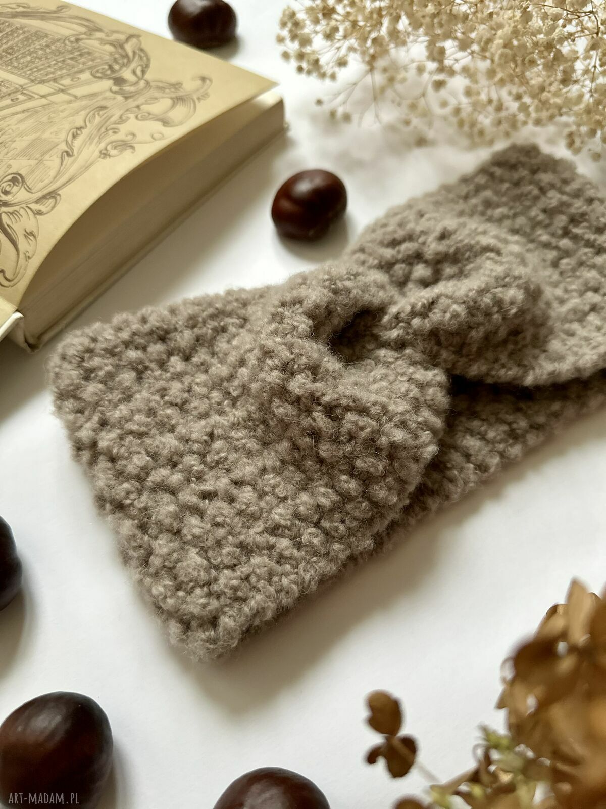 Modna opaska wełniana Twist Boucle w ciemnym beżu