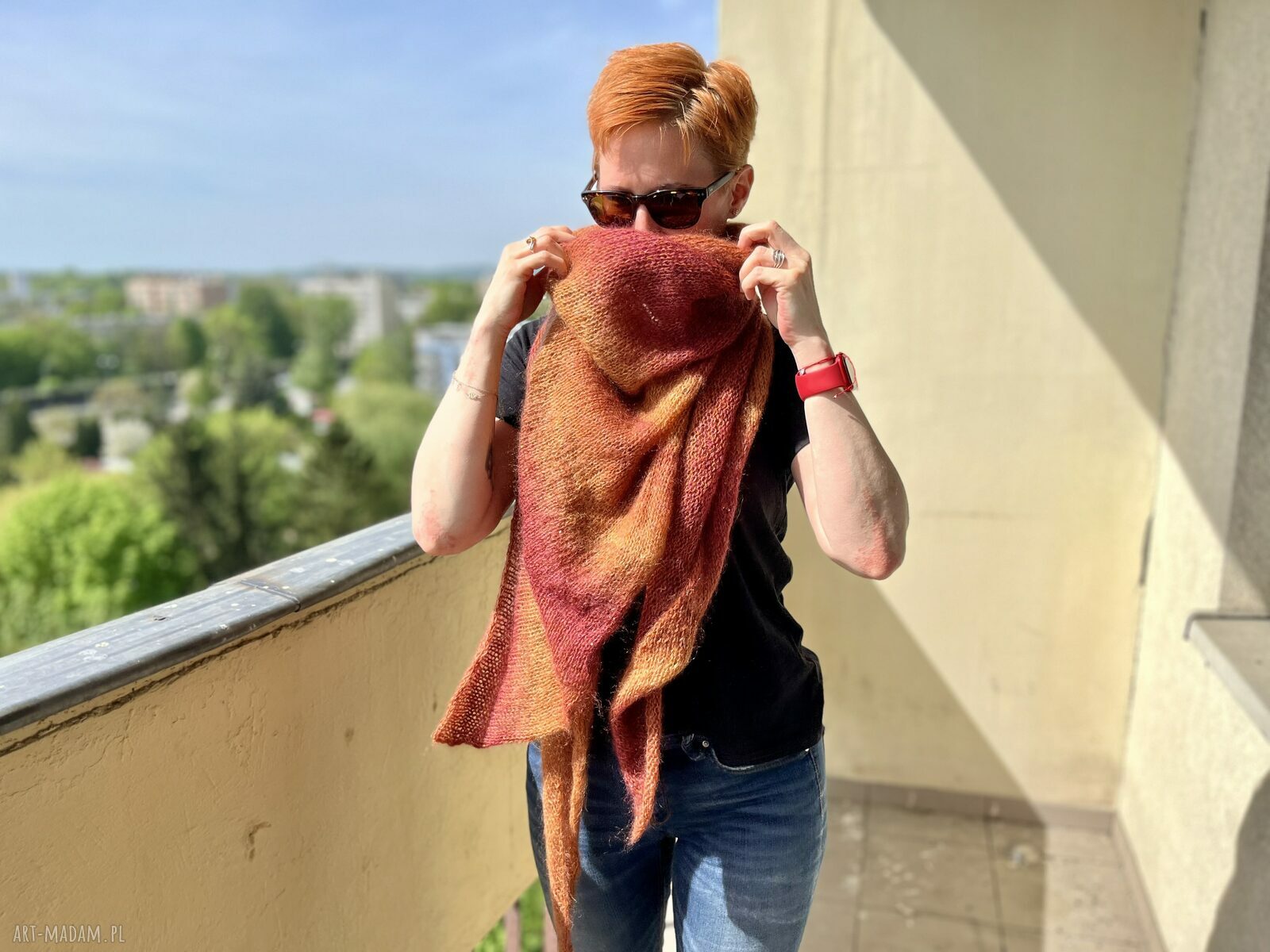 Moherowa rudość z błyskiem - chusta pod szyję na drutach
