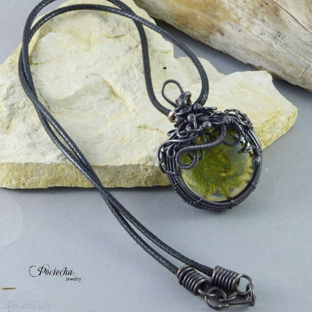 Naszyjnik terrarium z mchem - wisior z miedzi i szkła w wire wrapping