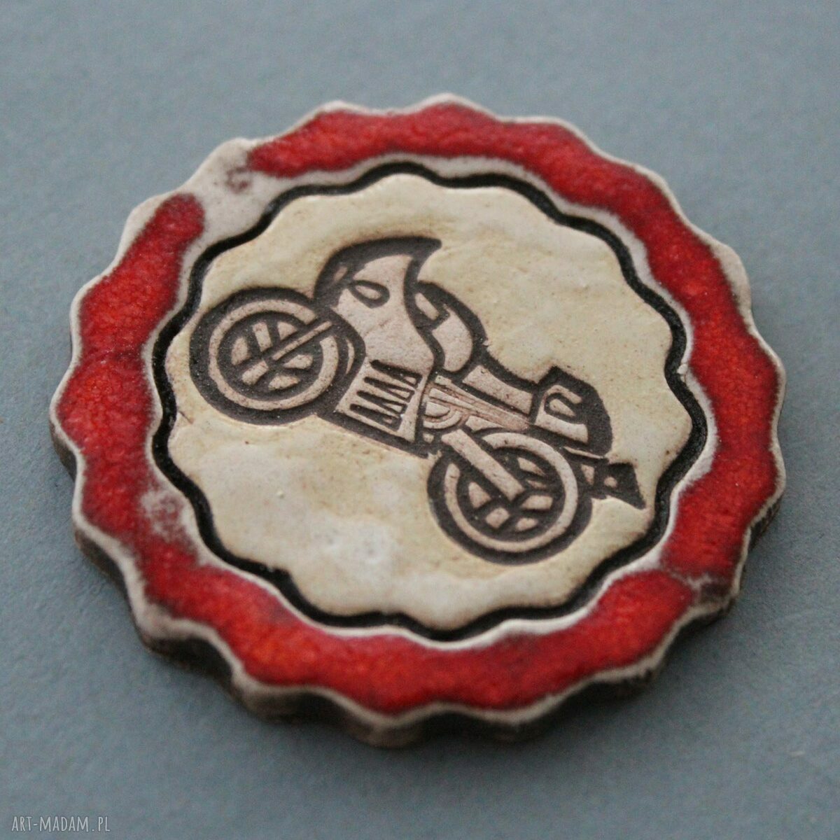 Motor-magnes ceramiczny MOTOR - prezent na lodówkę dla miłośniczki motorów