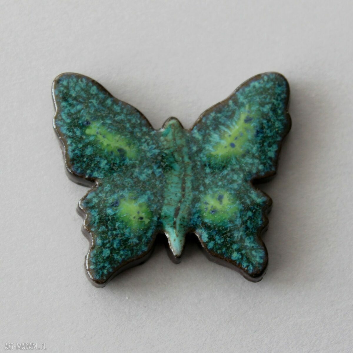 Motyl - ręcznie robiona broszka ceramiczna w stylu skandynawskiego minimalizmu