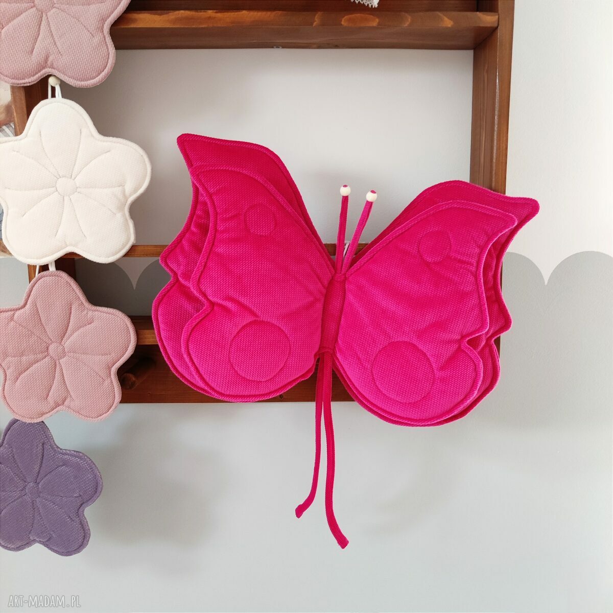 Zawieszka motyl 3D do pokoju księżniczki amarant