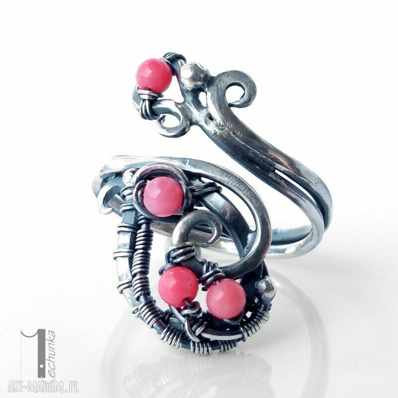 pierścionki: Motyle I srebrny pierścionek z koralem różowym handmade