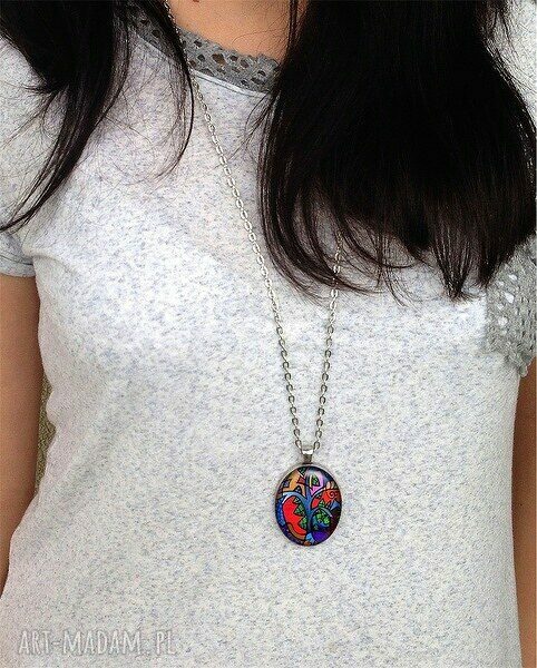 naszyjniki: Moulin rouge Owalny medalion z łańcuszkiem Hand Made