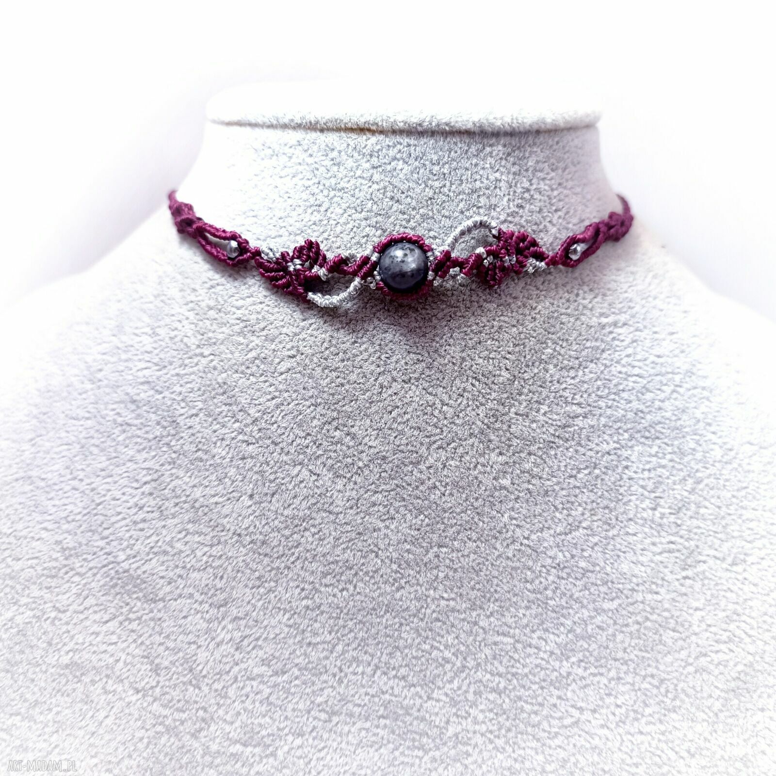 Mroczny Ogród - larvikit w makramie: choker i bransoletka (komplet)