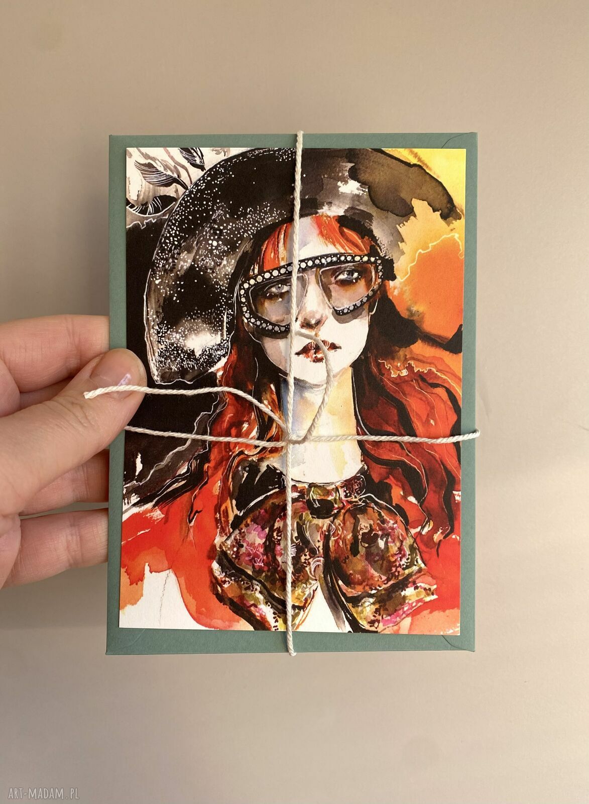 Muse 1: pocztówkowy plakat z ilustracją modową 105 x 148 mm