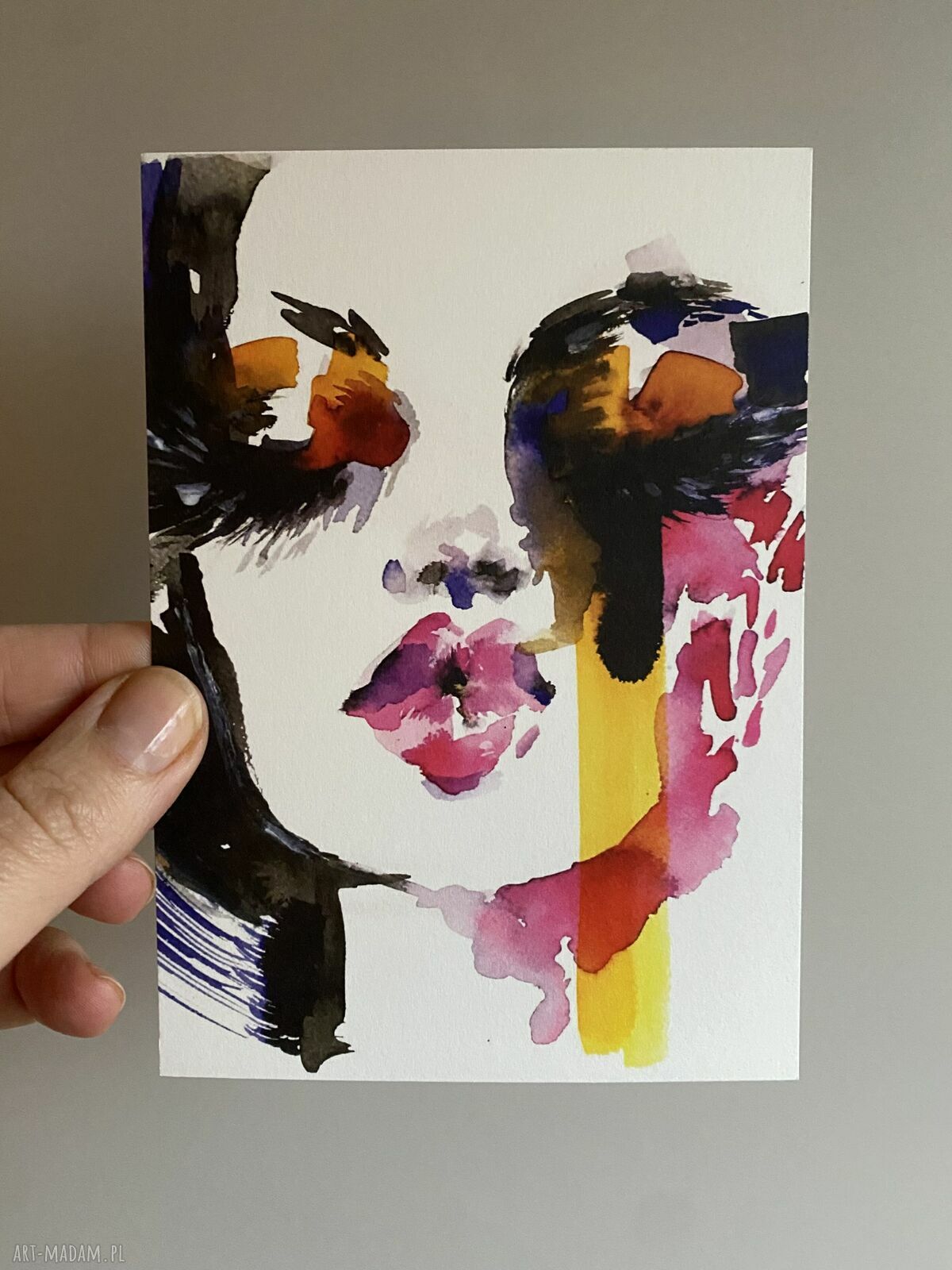 Muse 3 - ilustracja modowa w rozmiarze pocztówki (105 x 148 mm)