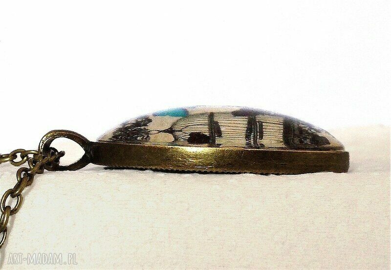 naszyjniki: Moulin rouge Owalny medalion z łańcuszkiem Hand Made