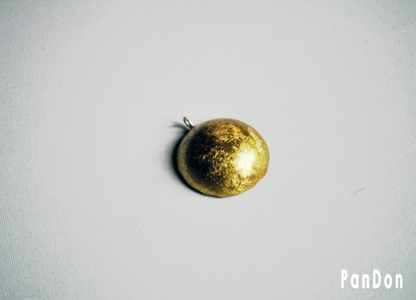 Wisiorek 'Muszelka' - rękodzieło z mosiądzu i srebra 999 (3 cm)