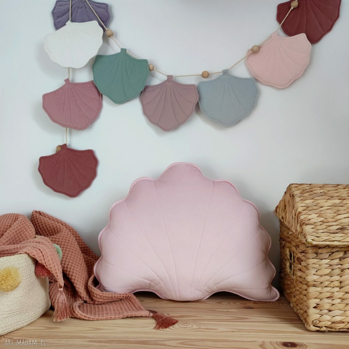 poduszki: Muszla poduszka dekoracja do salonu róż HandMade