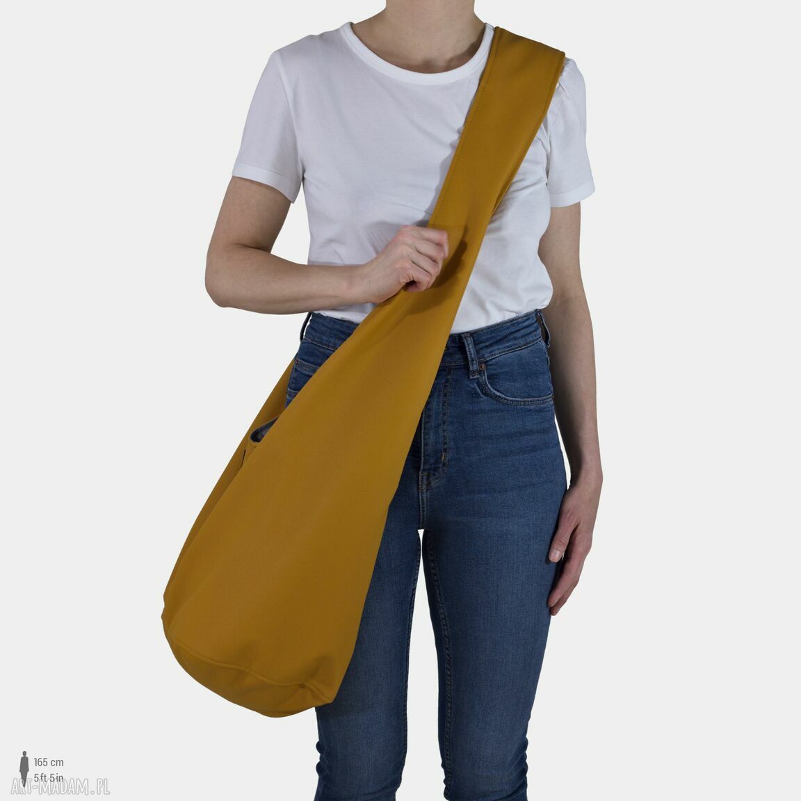 Musztardowa torba hobo boho w stylu hippie - vegan na ramię
