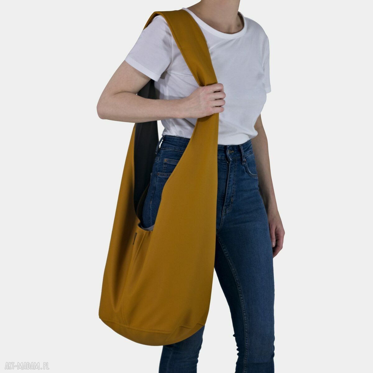 Musztardowa torba hobo boho w stylu hippie - vegan na ramię