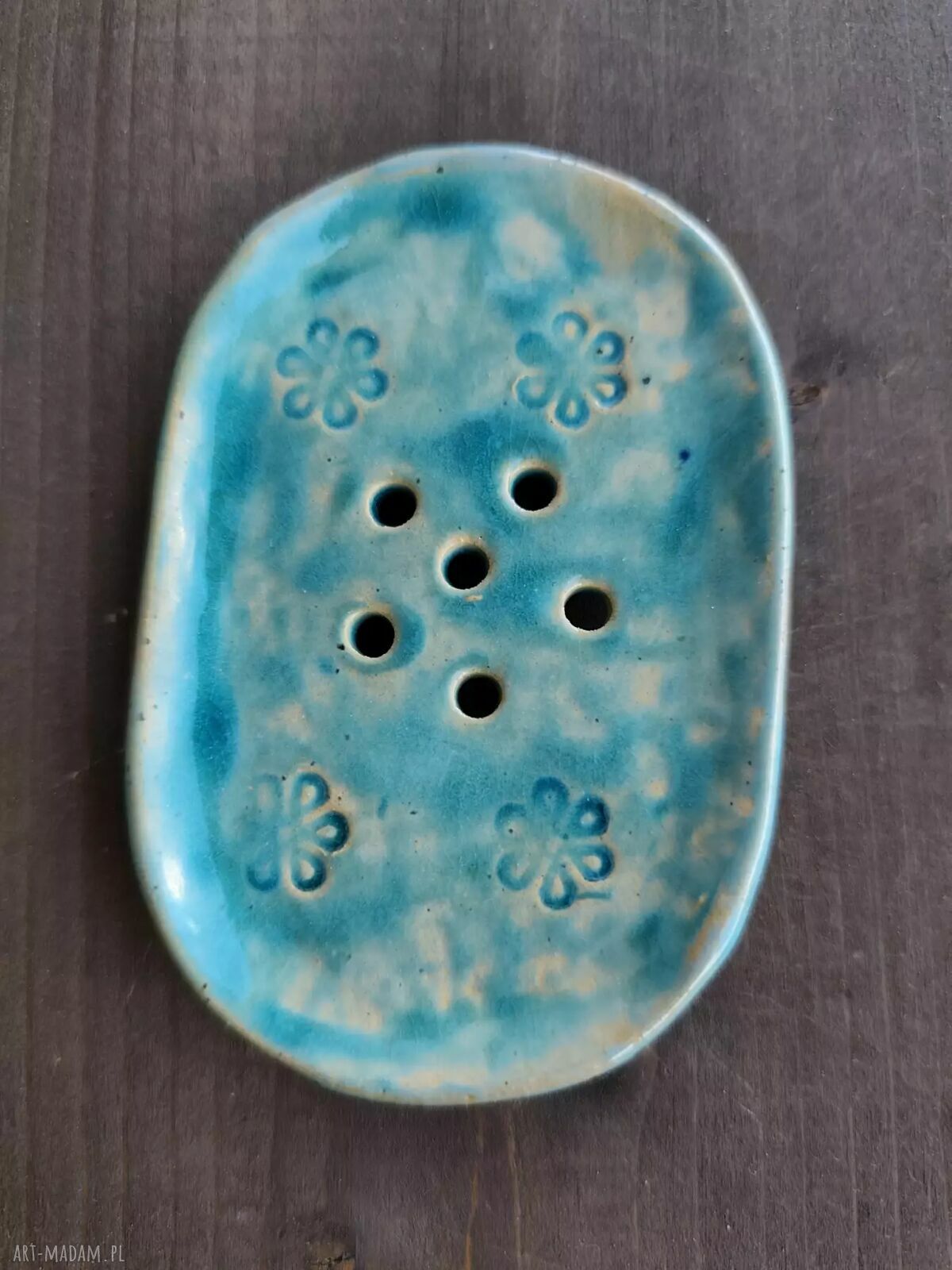 Błękitna mydelniczka ceramiczna handmade do łazienki