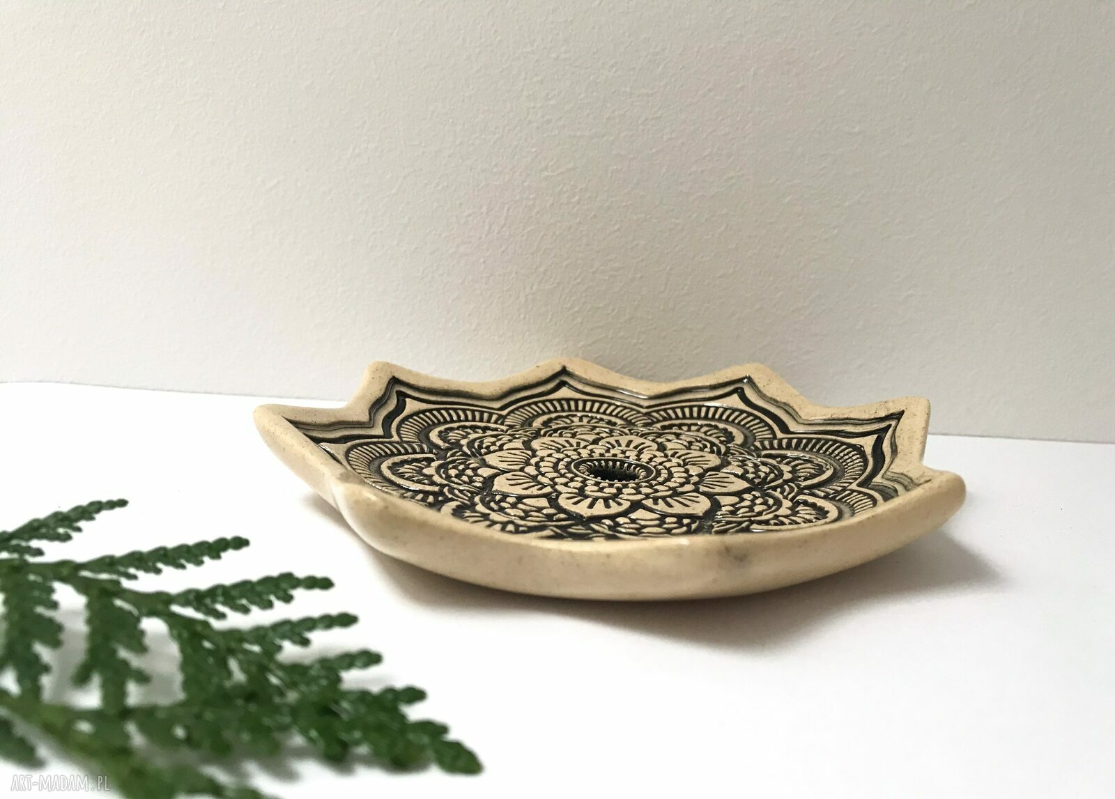 Ceramiczna mydelniczka India - unikatowe rękodzieło