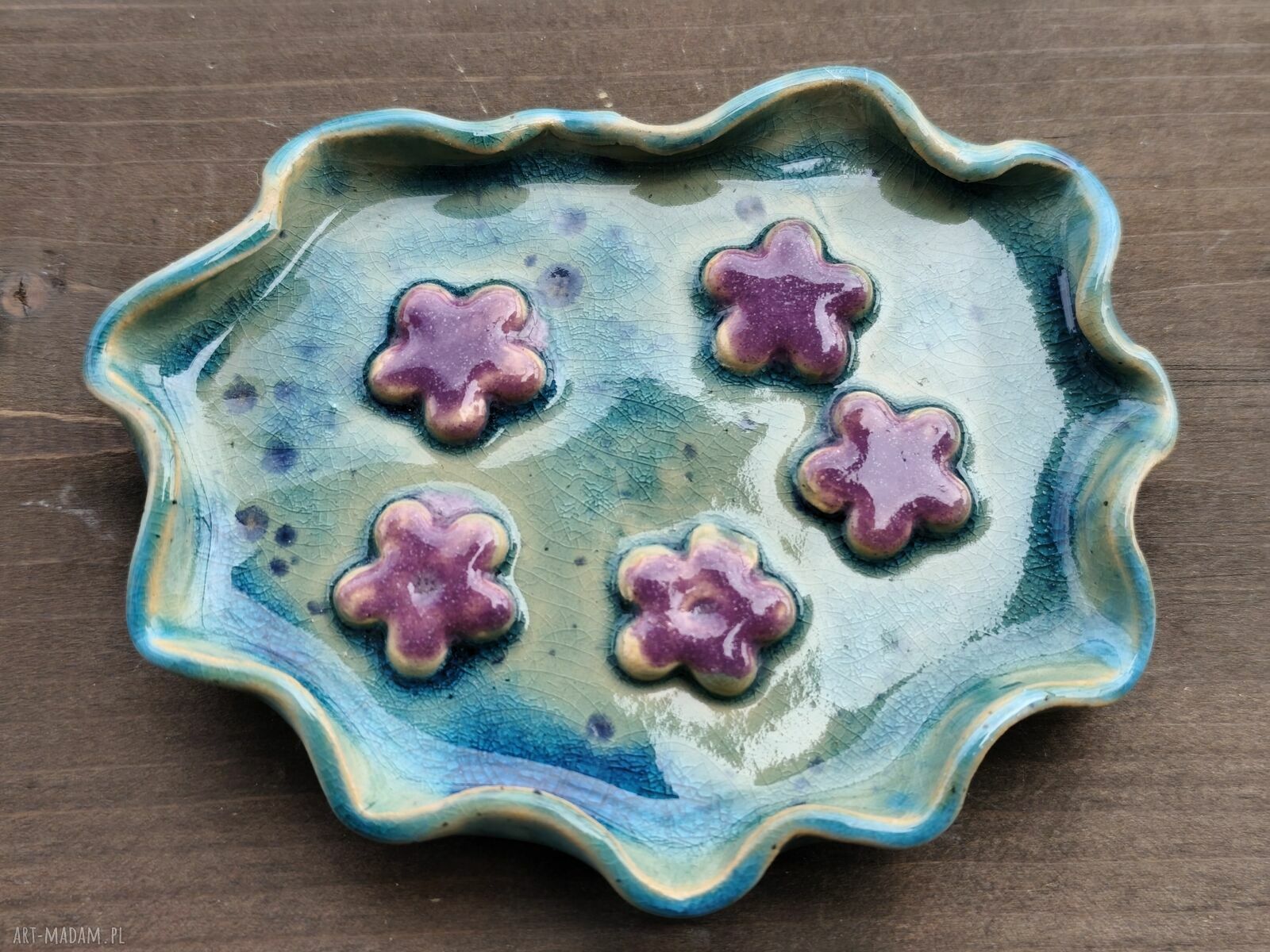 Mydelniczka ceramiczna ręcznie robiona - minimalistyczna osłona blatu