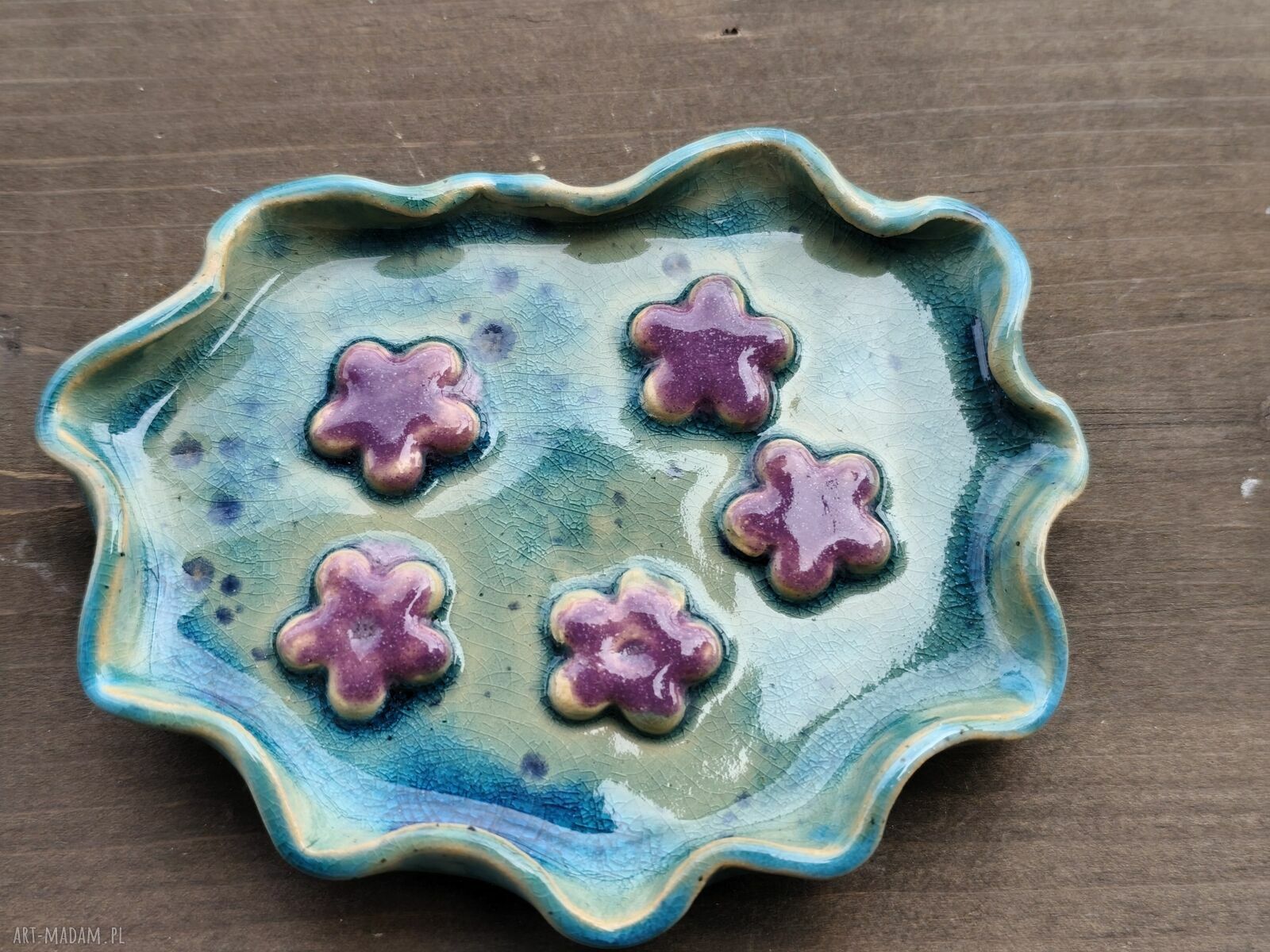 Mydelniczka ceramiczna ręcznie robiona - minimalistyczna osłona blatu