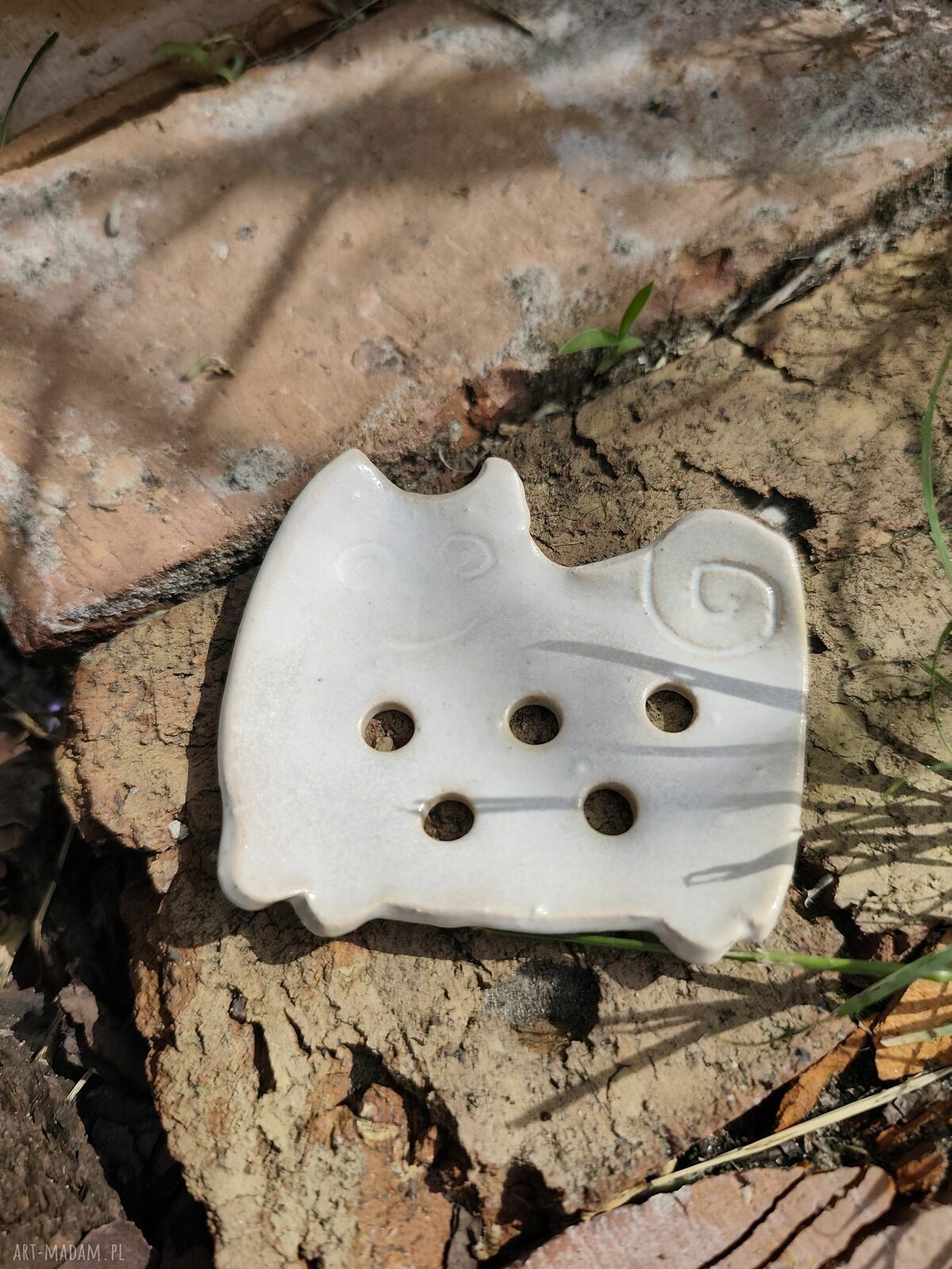 Mydelniczka ceramiczna z motywem kota - ręcznie robiona ceramika do łazienki