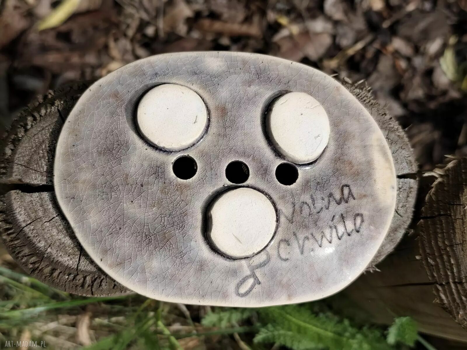 Mydelniczka ceramiczna w kształcie liścia