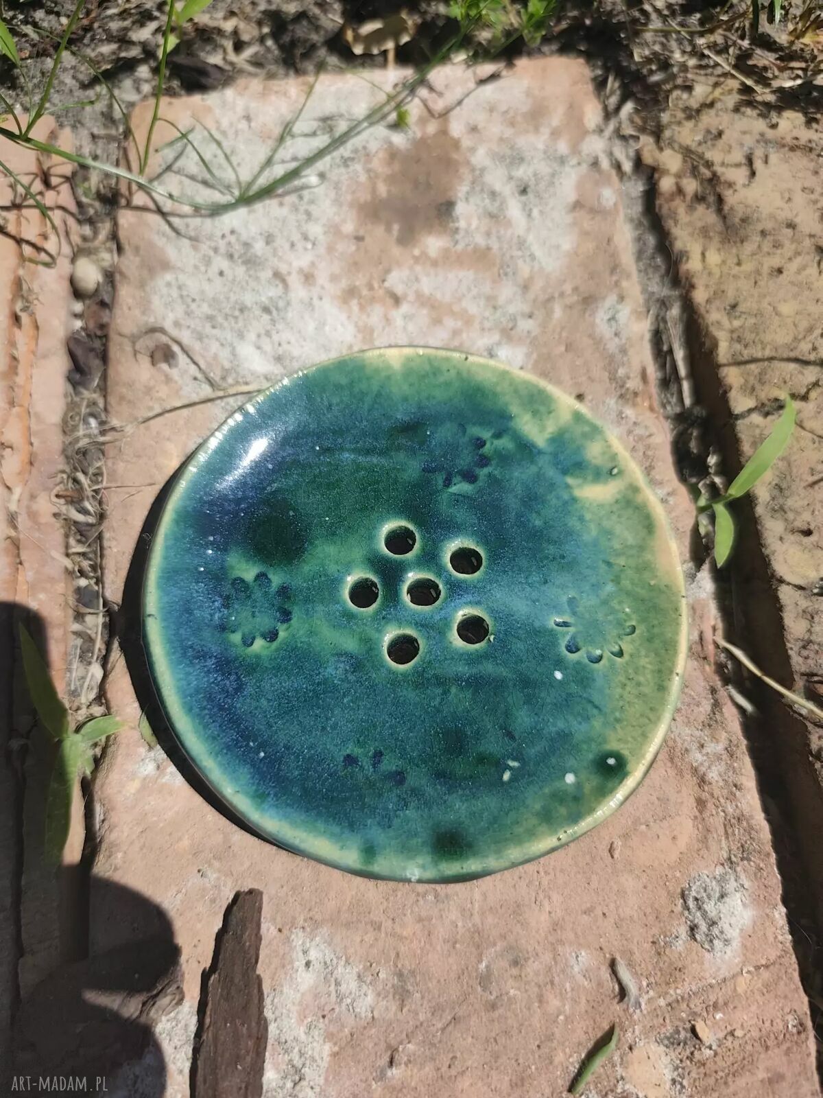 Zielona okrągła mydelniczka ceramiczna handmade