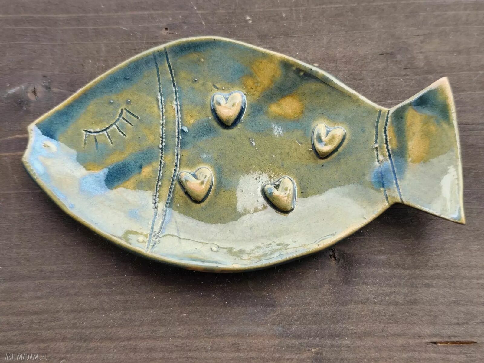 Mydelniczka ceramiczna ryba pełna - ceramiczne rękodzieło do łazienki