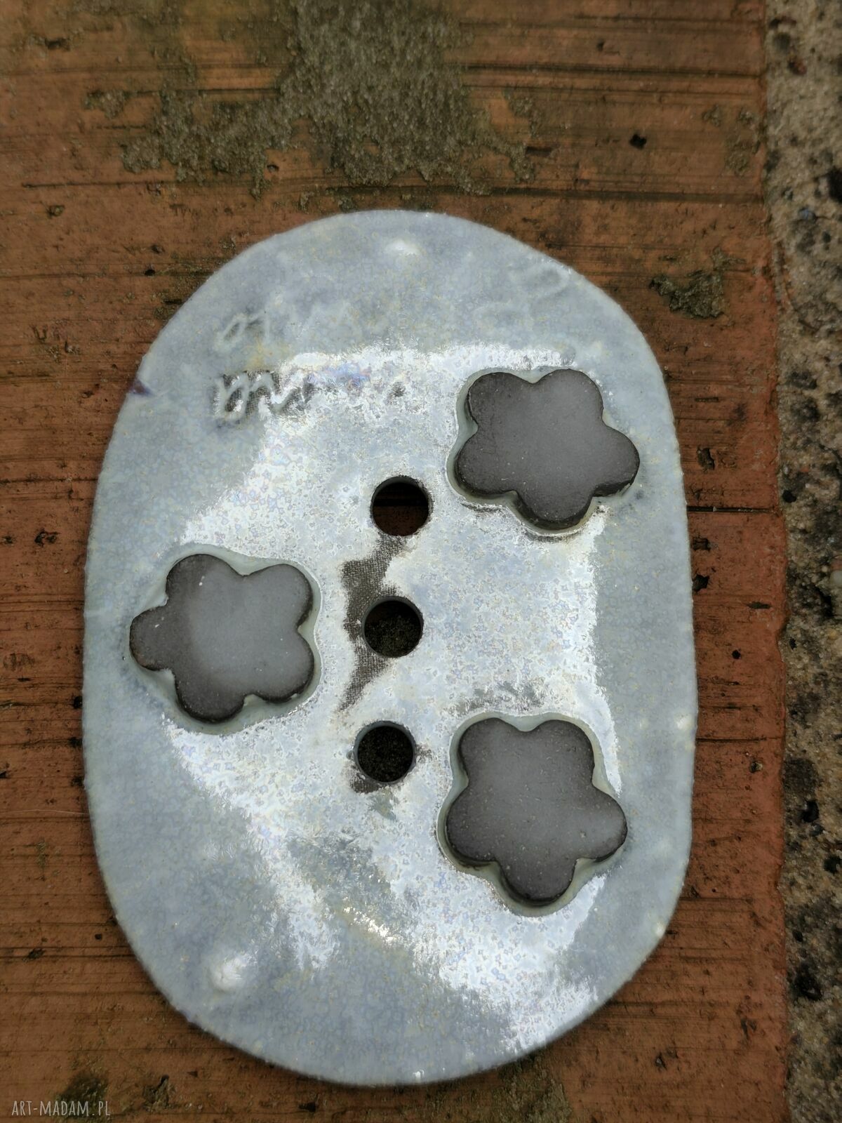 Mydelniczka ceramiczna z motywem ryby - handmade do łazienki