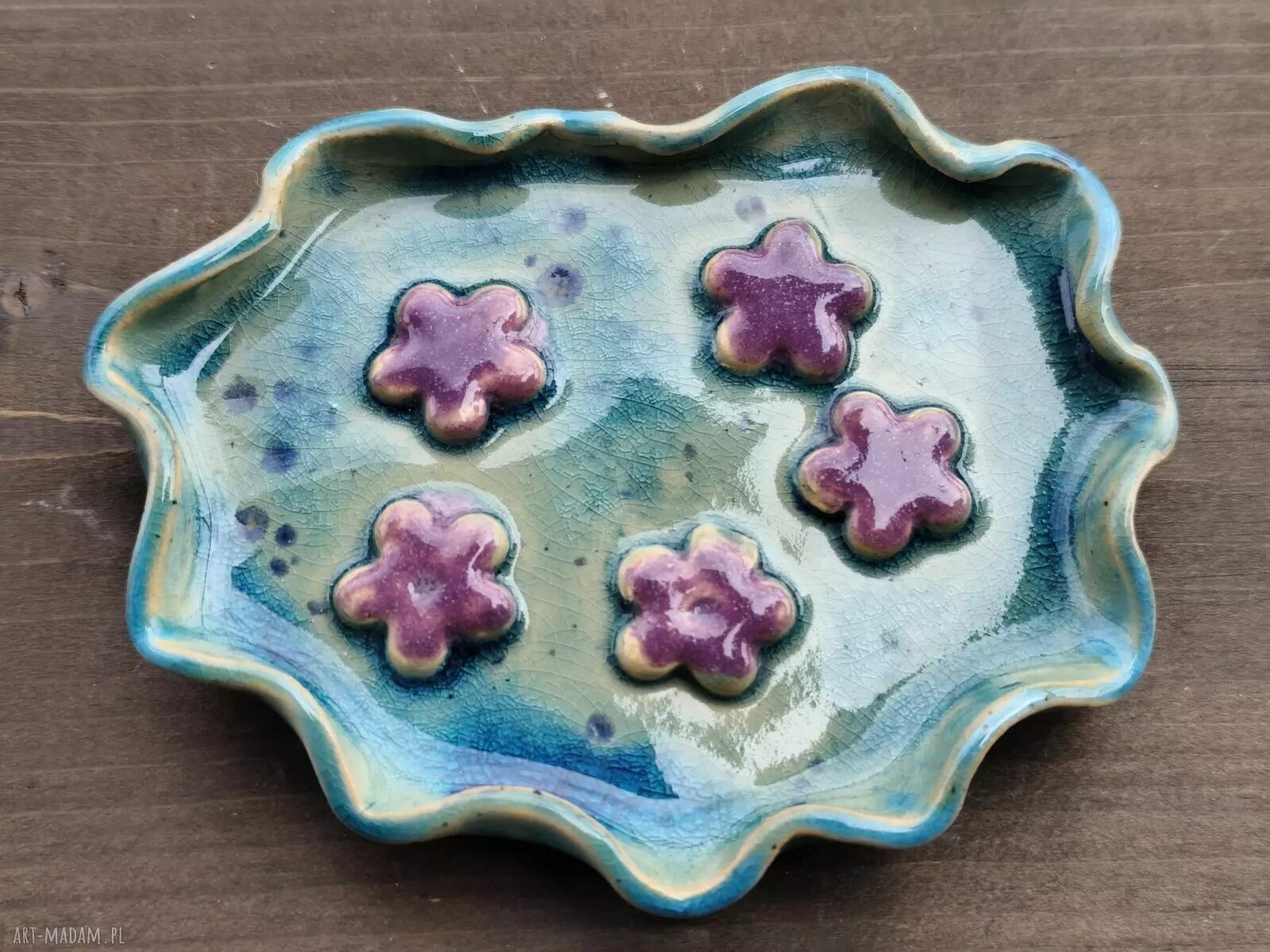 Mydelniczka ceramiczna Pełna Staw z fioletowymi kwiatami