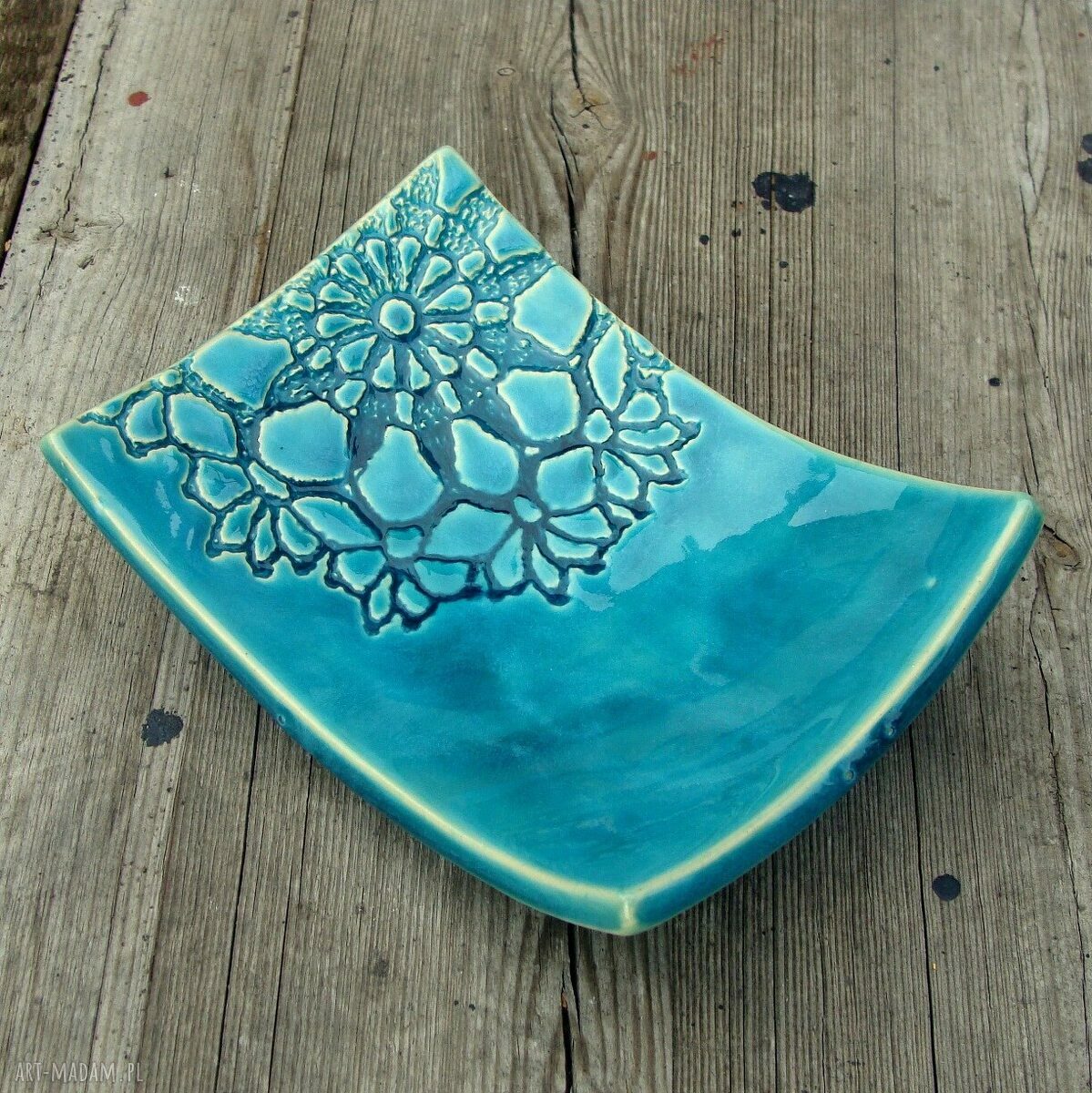 Mydelniczka ceramiczna w turkusowym crackle - folkowy klimat do Twojej łazienki