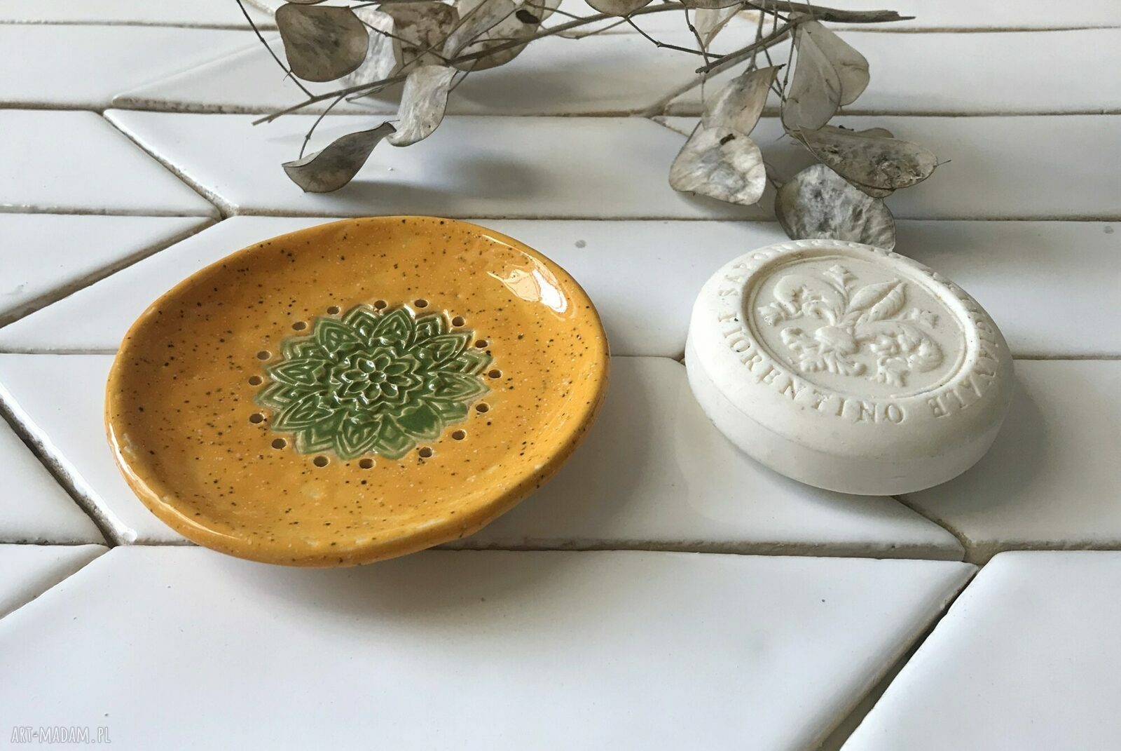 Mydelniczka ceramiczna Sun z mandalą - ręczna robota