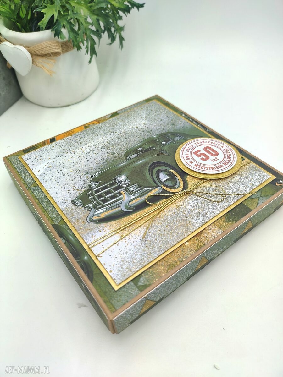 Kartka na 50. urodziny dla mężczyzny retro z pudełkiem (sztalugowa, handmade)