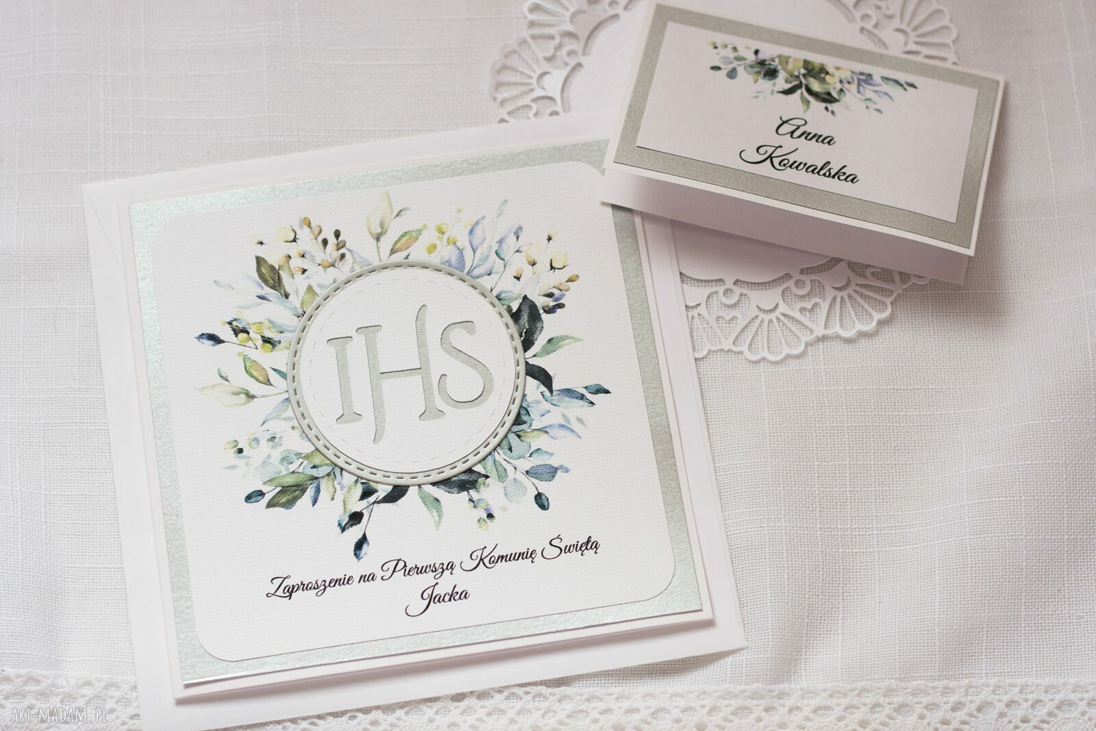 Zaproszenie na Pierwszą Komunię Świętą - eleganckie i personalizowane