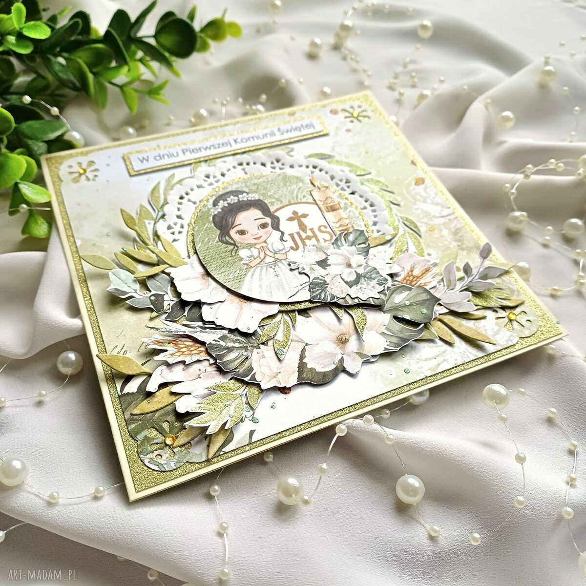 Ręcznie robiona kartka na Pierwszą Komunię Świętą dla dziewczynki 14x14 - scrapbooking w zielono-złotej kompozycji