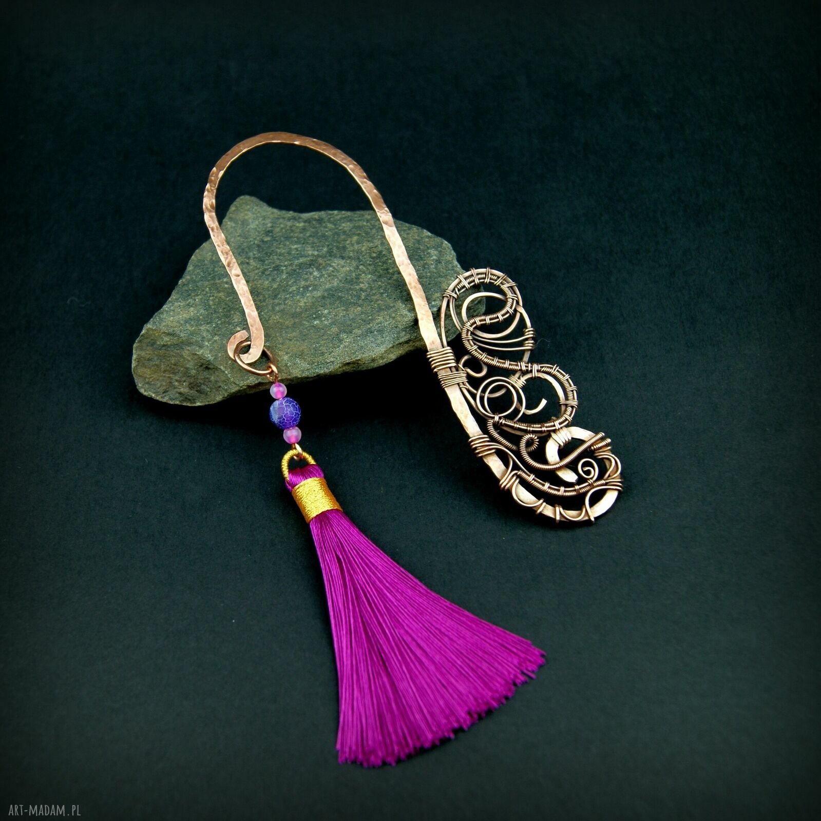 Miedziana zakładka do książki wire wrapping z agatem i chwostem