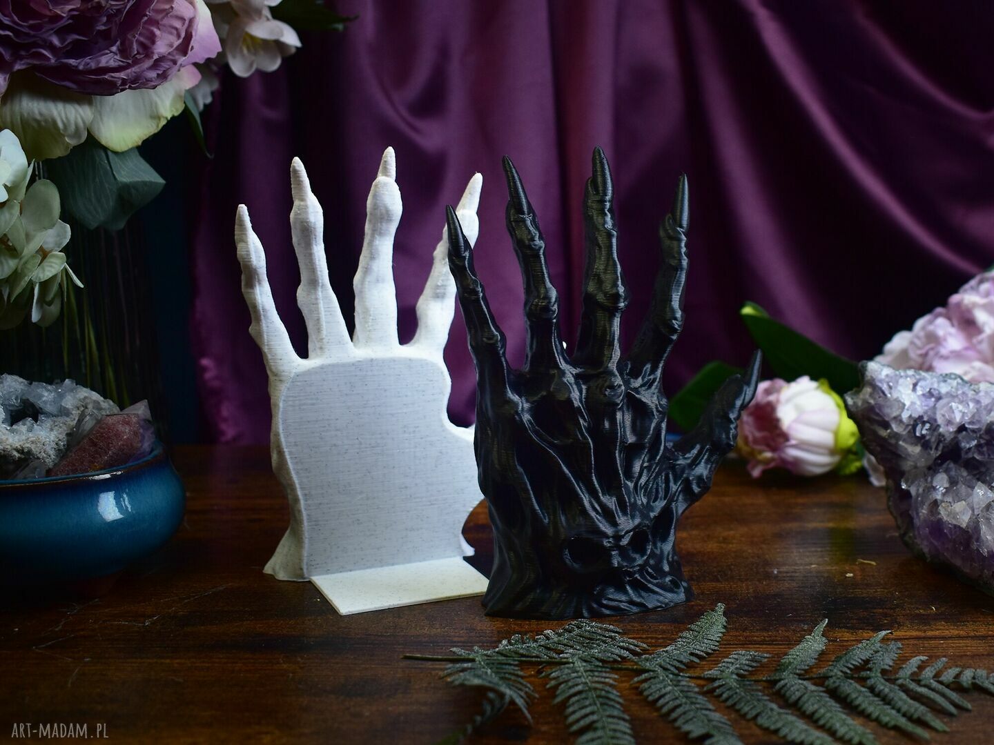 Podpórka do książek Demoniczna dłoń Soulbound czarna, handmade 3D (PLA)