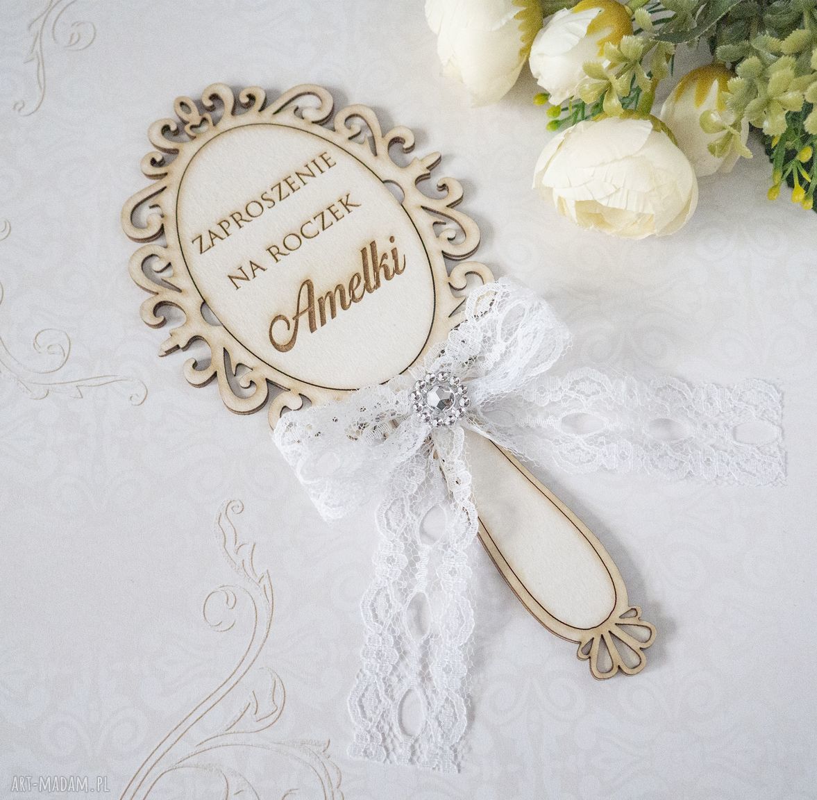 Zaproszenia na roczek - lusterko z personalizowanym grawerem