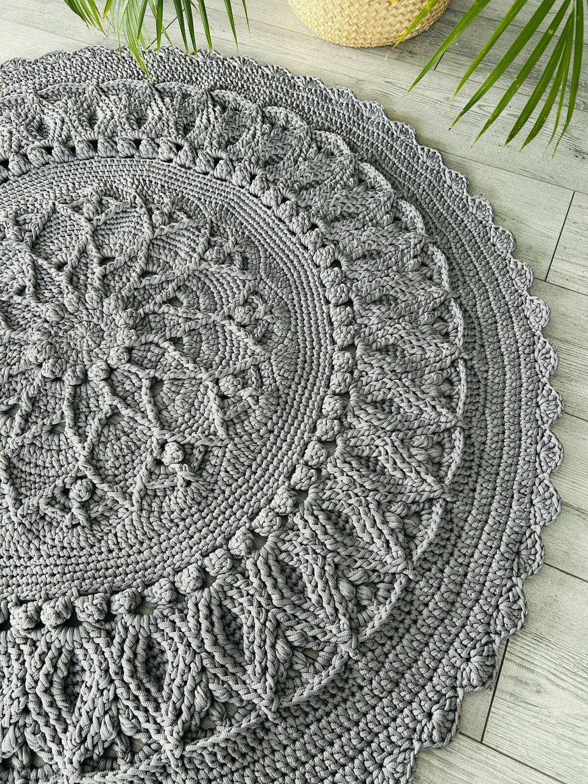 Dywan szydełkowy 3D ze sznurka - okrągły szary (śr. ok. 124 cm)