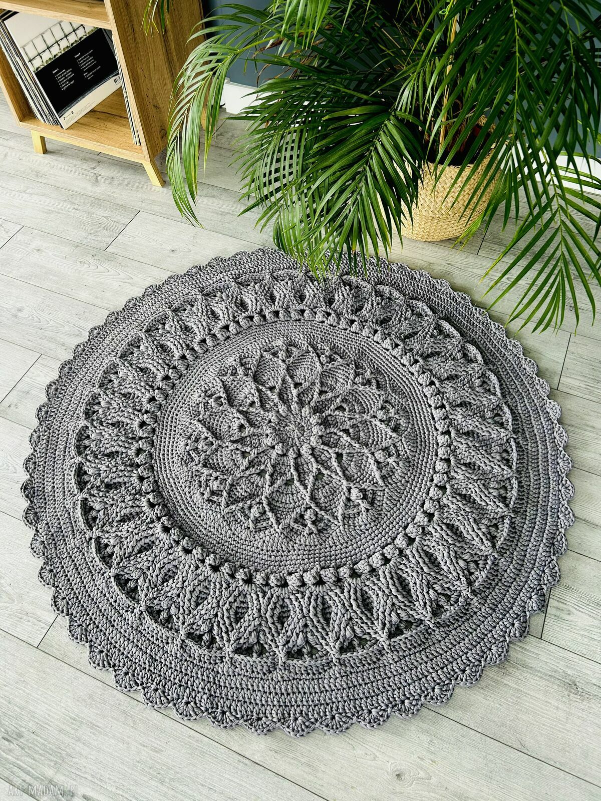 Dywan szydełkowy 3D ze sznurka - okrągły szary (śr. ok. 124 cm)