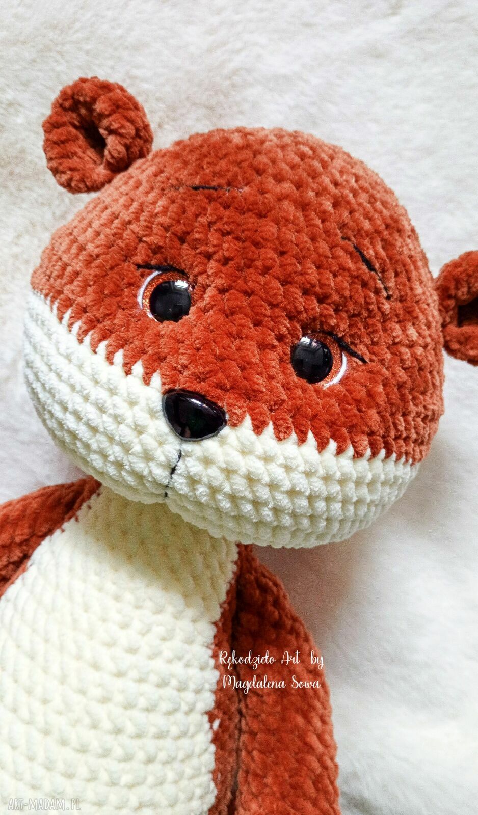 Wydra na szydełku - pluszowa maskotka handmade